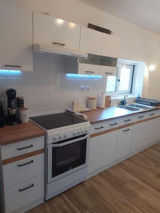 Steniaí Houlia Home Διαμέρισμα Με Δωρεάν Χώρο Στάθμευσης מראה חיצוני תמונה
