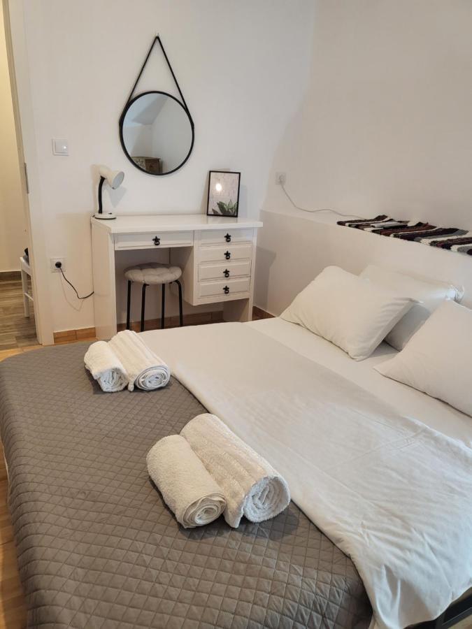 Steniaí Houlia Home Διαμέρισμα Με Δωρεάν Χώρο Στάθμευσης מראה חיצוני תמונה